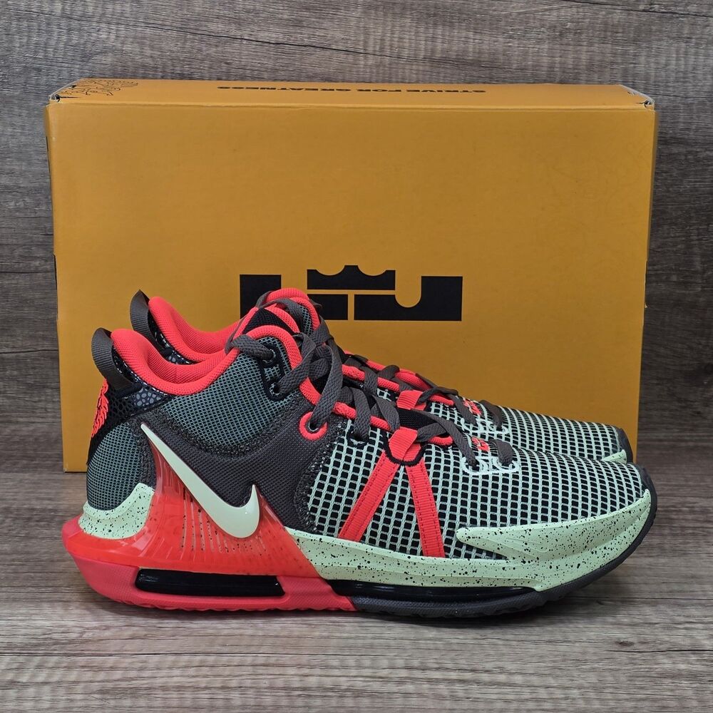 Nike LeBron Witness 7 Men's S 9.5 Black Barely Volt Crimson Shoes DM1123 001 NEW